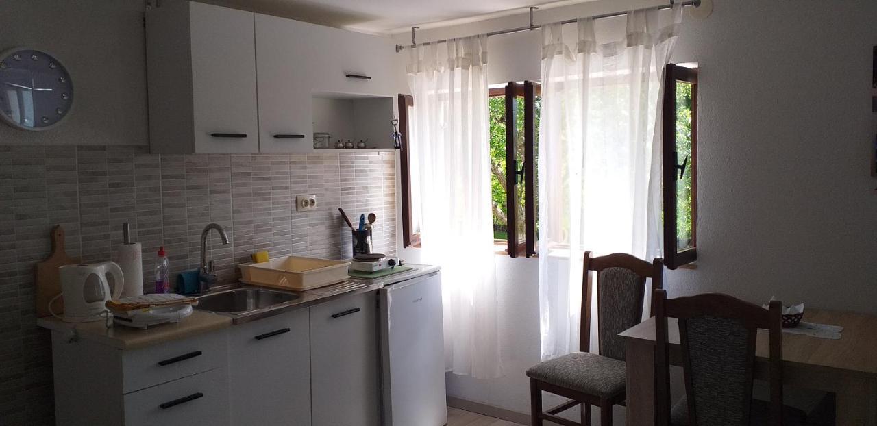 Guesthouse Loncar Plitvička Jezera Esterno foto