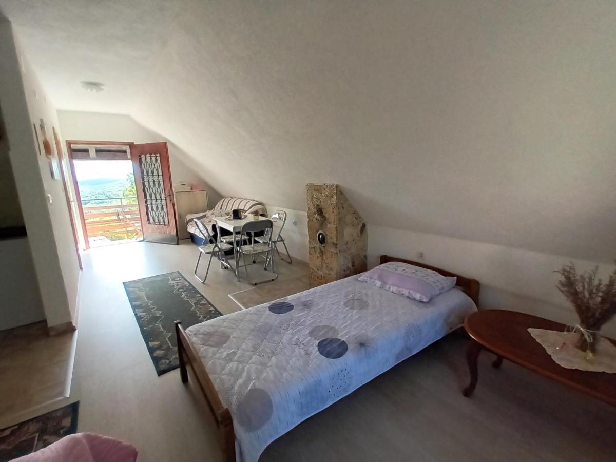 Guesthouse Loncar Plitvička Jezera Esterno foto