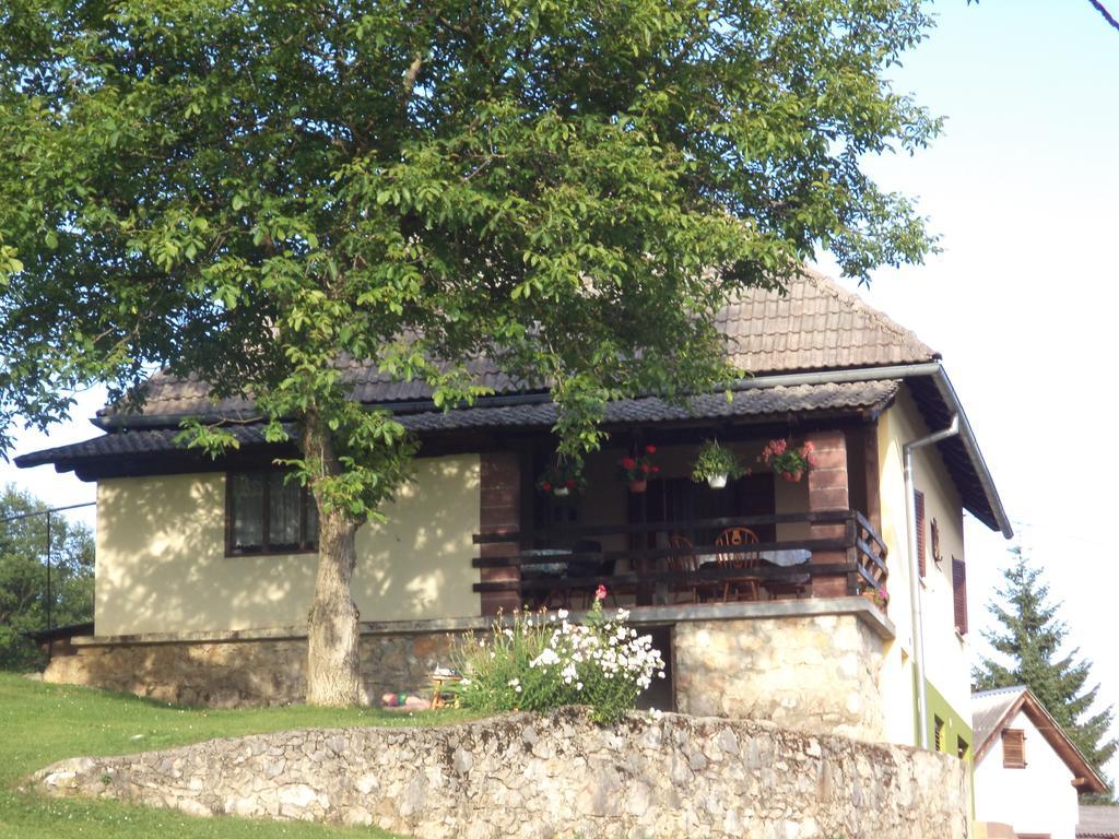 Guesthouse Loncar Plitvička Jezera Esterno foto